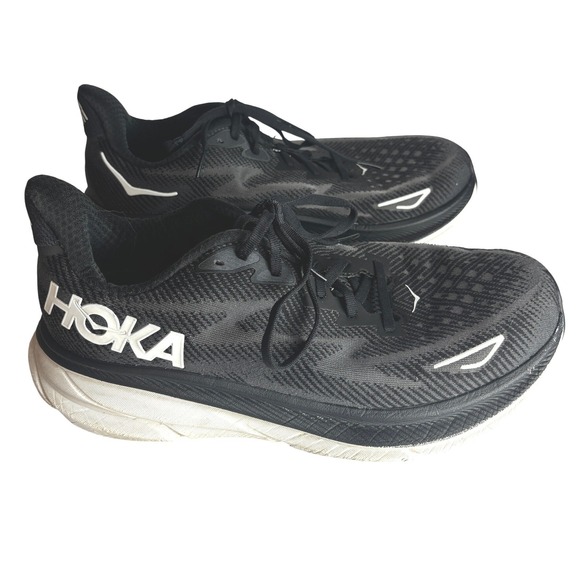 Hoka Clifton 9 Wide Womens 11D Black White Running Shoes 1132211 BWHT